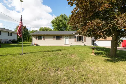 218 North, Neosho, WI 53059