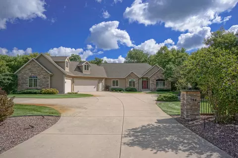 794 Ravine Rdg, Colgate, WI 53017