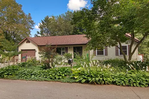 29924 Woodlawn, Burlington, WI 53105