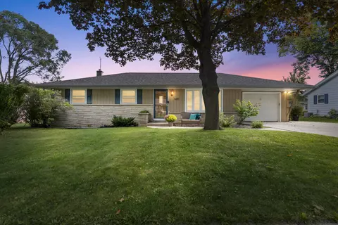 635 S 17th, West Bend, WI 53095