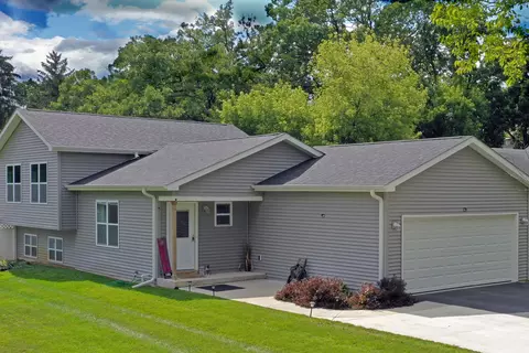 109 W Elm, Silver Lake, WI 53170