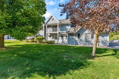 164 Minz Park #4, West Bend, WI 53095