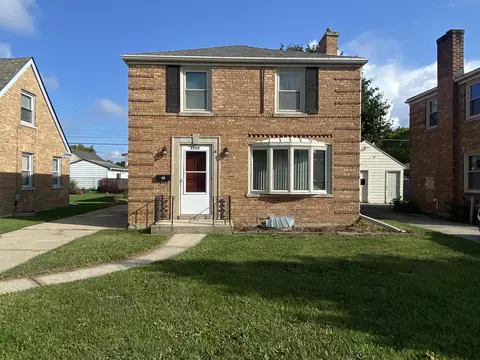 2332 Gilson, Racine, WI 53403