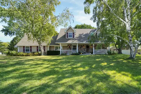2040 Emery, East Troy, WI 53120