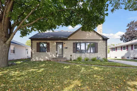 833 Park, Green Bay, WI 54303