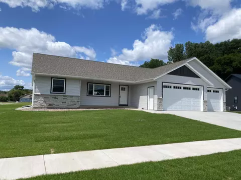 2907 Cortland, Holmen, WI 54636