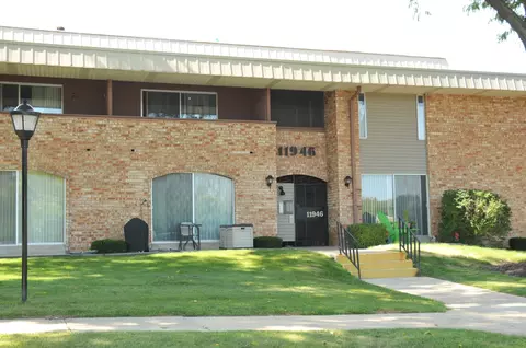 11946 W Ml #13, Milwaukee, WI 53225