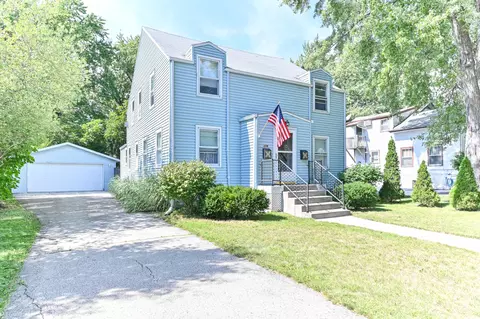 206 Elm, Delavan, WI 53115