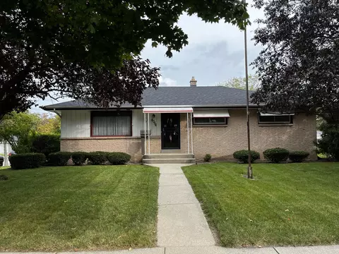 4056 S 84th, Greenfield, WI 53228