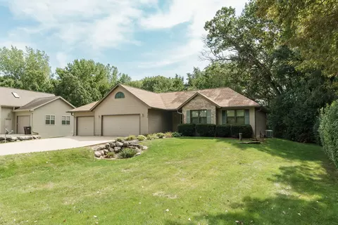 2735 River, Pleasant Springs, WI 53589