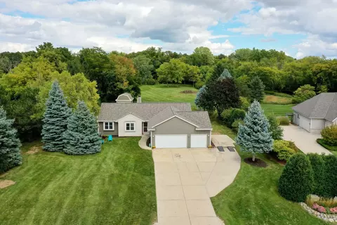 w260n5516 Glen Rdg, Lisbon, WI 53089