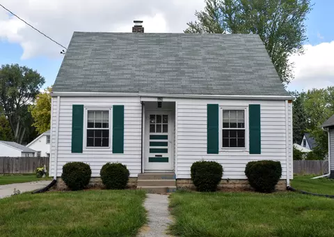 328 Morey, Waukesha, WI 53188