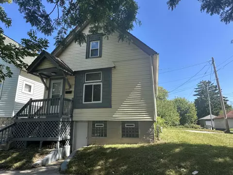 3070 N Richards, Milwaukee, WI 53212