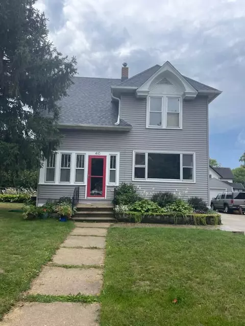 410 E Lk, Lake Mills, WI 53551