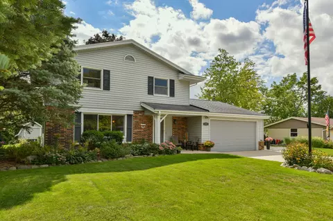 13595 W W Park, New Berlin, WI 53151
