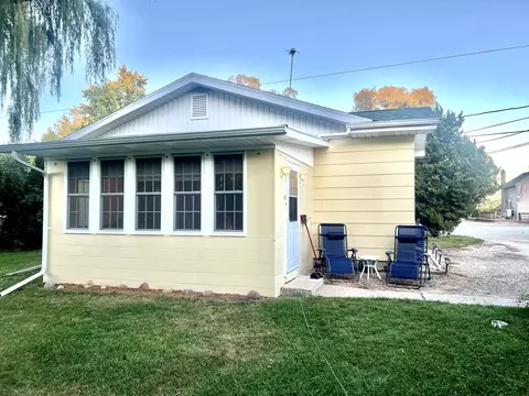 N8725 County Road N, Troy, WI 53120