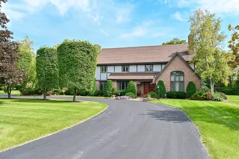 8980 N Spruce, River Hills, WI 53217
