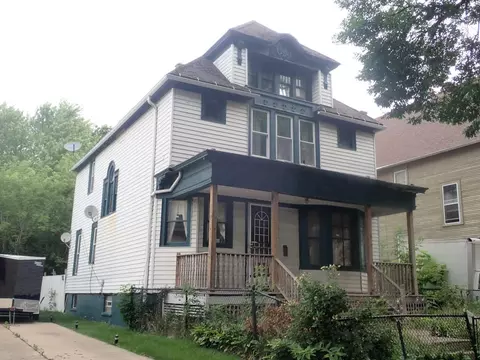430 E Garfield, Milwaukee, WI 53212