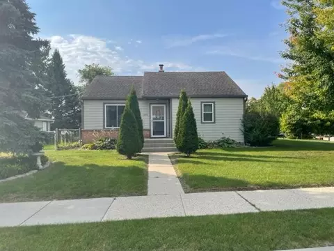 1275 Roseland, Kewaskum, WI 53040