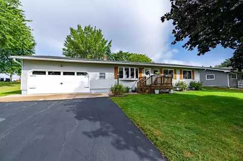 W2776 Schams, Greenfield, WI 54601