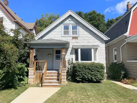 2940 S Delaware, Milwaukee, WI 53207