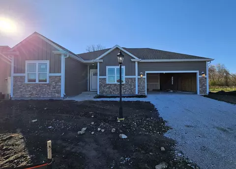 w228n7915 Timberland, Sussex, WI 53089