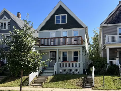 2758 N Fratney, Milwaukee, WI 53212