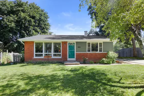 12449 41st, Pleasant Prairie, WI 53158