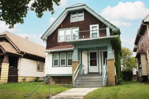 3917 N 24th #3919, Milwaukee, WI 53206