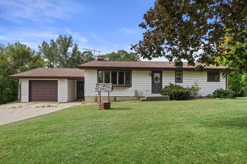 3571 Wayside, Hartford, WI 53027