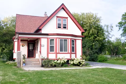 1100 W Bender, Glendale, WI 53217