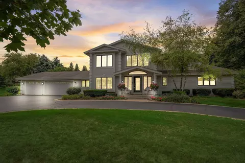 n33w23913 High Rdg, Pewaukee, WI 53072