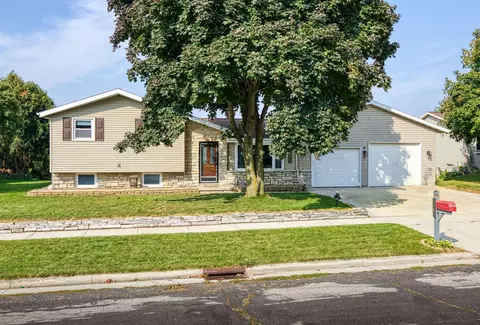 2301 Cindy, New Holstein, WI 53061