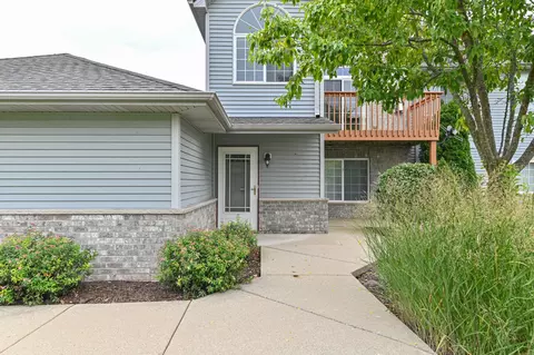 2209 N University #5, Waukesha, WI 53188