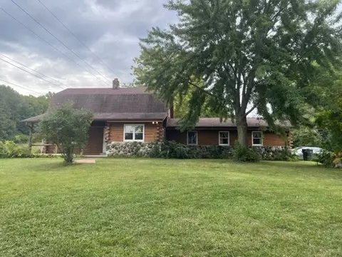 s79w23775 Cheri, Big Bend, WI 53103