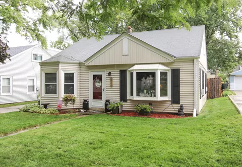 720 S 104th, West Allis, WI 53214