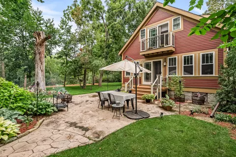 515 Hawthorne, South Milwaukee, WI 53172