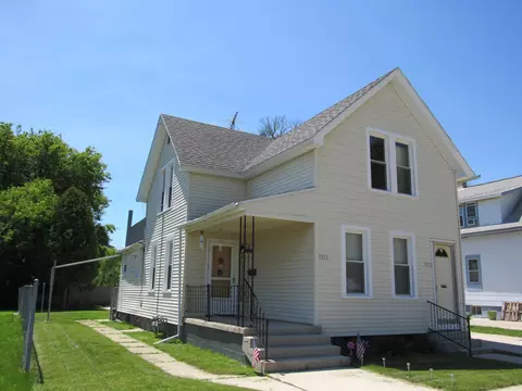1713 Garden #1715, Sheboygan, WI 53081
