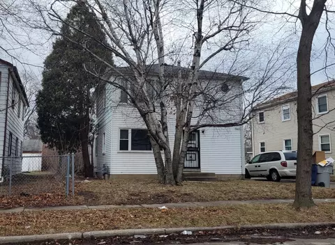 5868 N 63rd #5870, Milwaukee, WI 53218