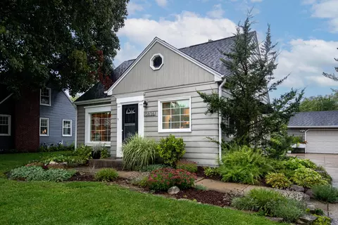 10836 W Fiebrantz, Wauwatosa, WI 53222