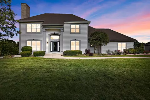 10534 N Burning Bush, Mequon, WI 53092