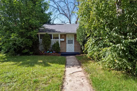 5739 N 32nd, Milwaukee, WI 53209