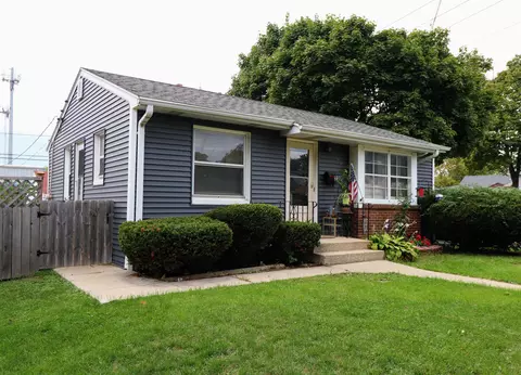 2201 S 37th, Milwaukee, WI 53215