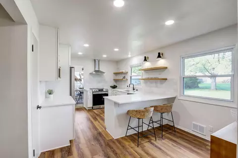 n67w23852 Linda, Sussex, WI 53089