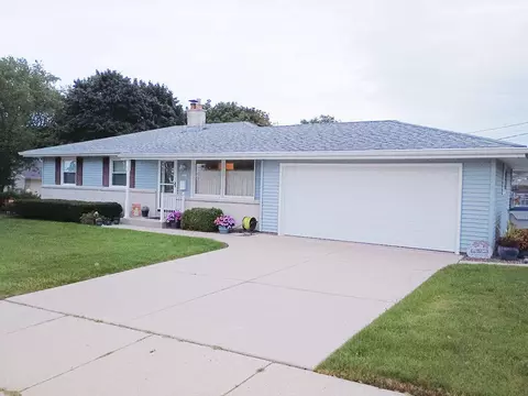 2251 W Abbott, Milwaukee, WI 53221