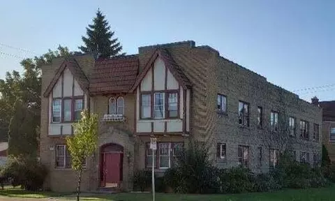 4001 W Villard, Milwaukee, WI 53209