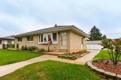 800 S 95th, West Allis, WI 53214