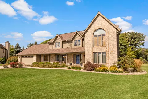 5029 S De Soto, New Berlin, WI 53151
