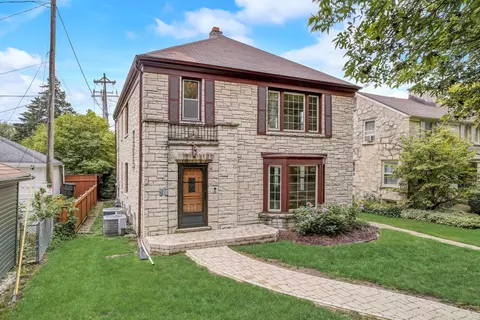 1311 E Kensington #1313, Shorewood, WI 53211