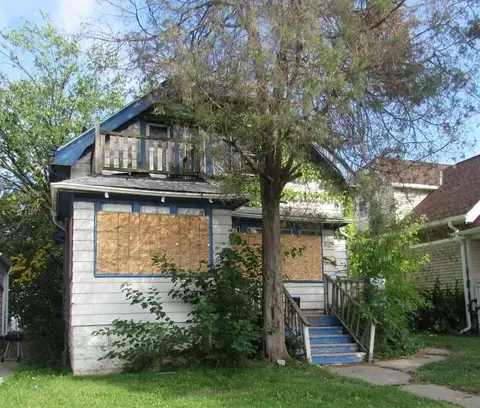 4042 N 19th #4042-A, Milwaukee, WI 53209